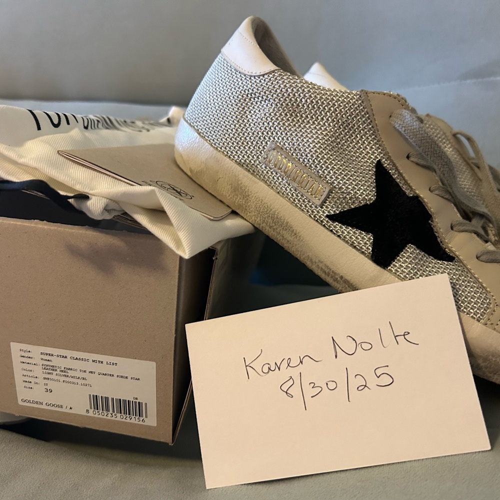 Golden Goose Cream Sneakers with Black Star